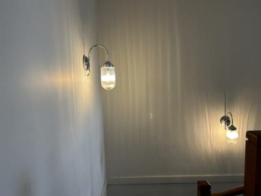 Wall lights Installation