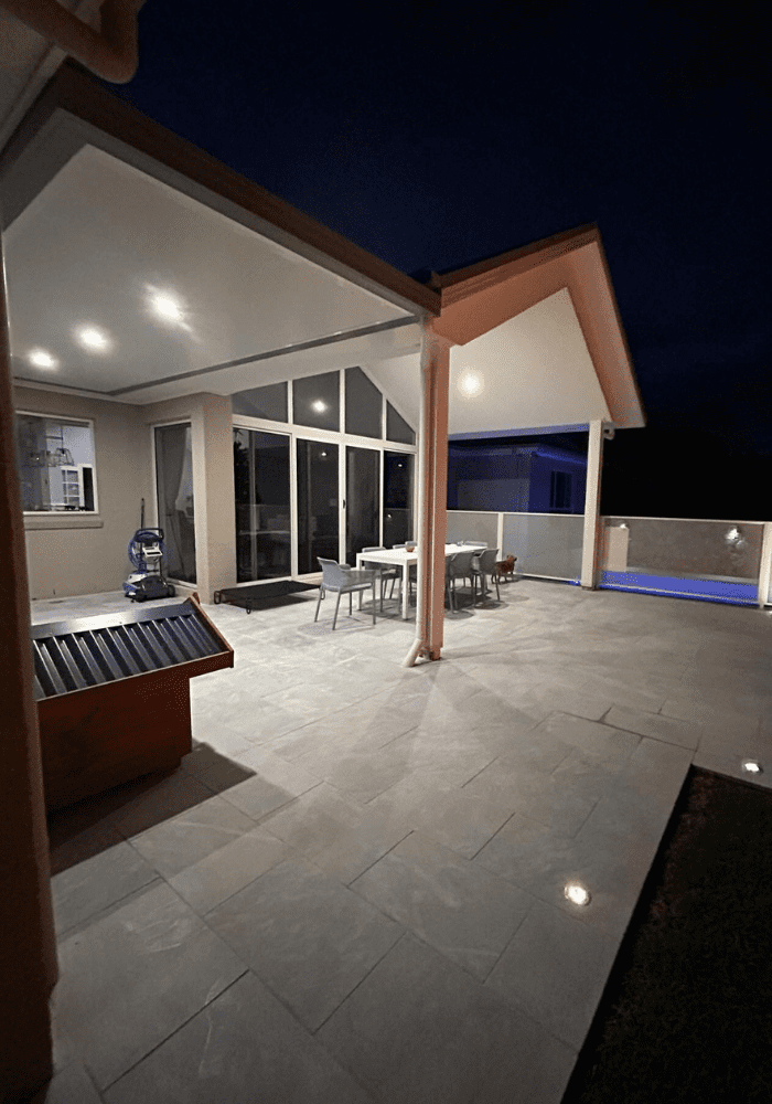 Outdoor lighting installation Outdoor lighting installation